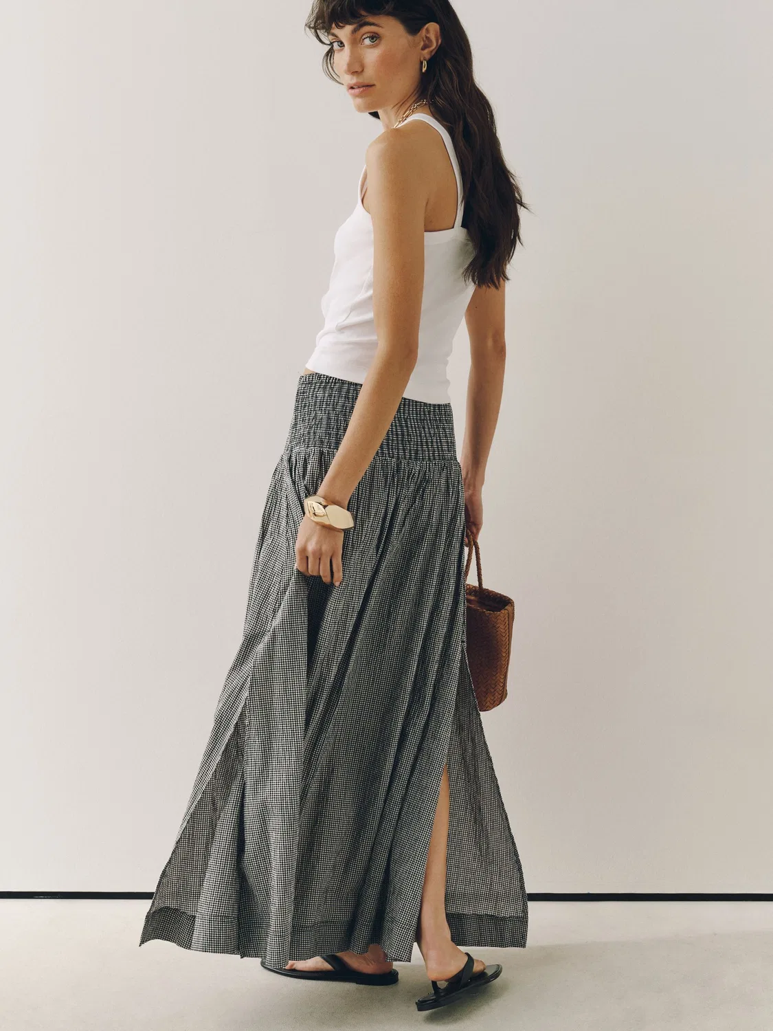 Юбка макси с заниженной талией, клетка, Drop Waist Gingham Maxi Skirt Next, черно-белая — фото 4
