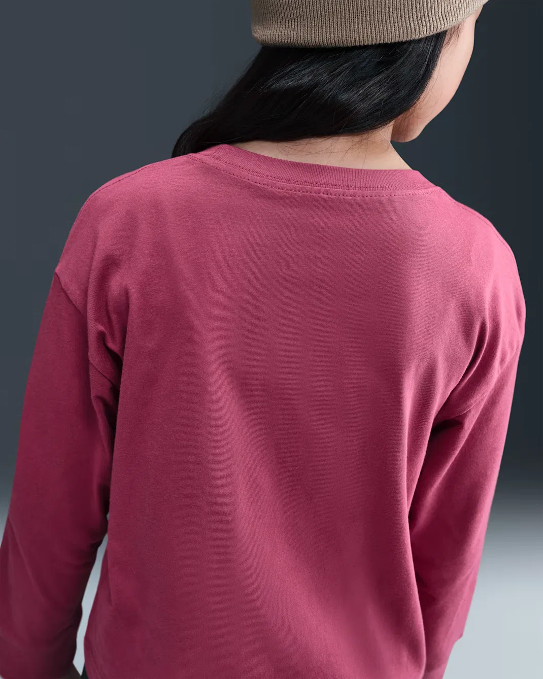 Детская футболка с длинным рукавом для девочек (старшего возраста) Nike Sportswear Essential, Sweet Beet — фото 2