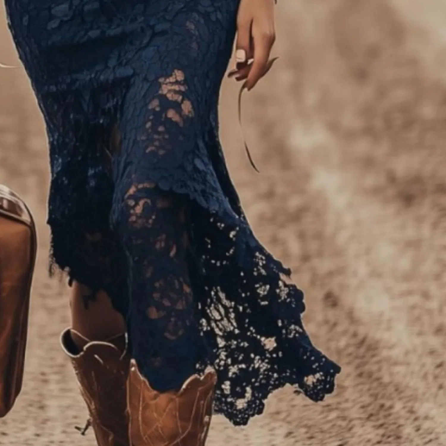 Женское коктейльное платье с кружевным V-образным вырезом Vintage, Dark Blue — фото 3