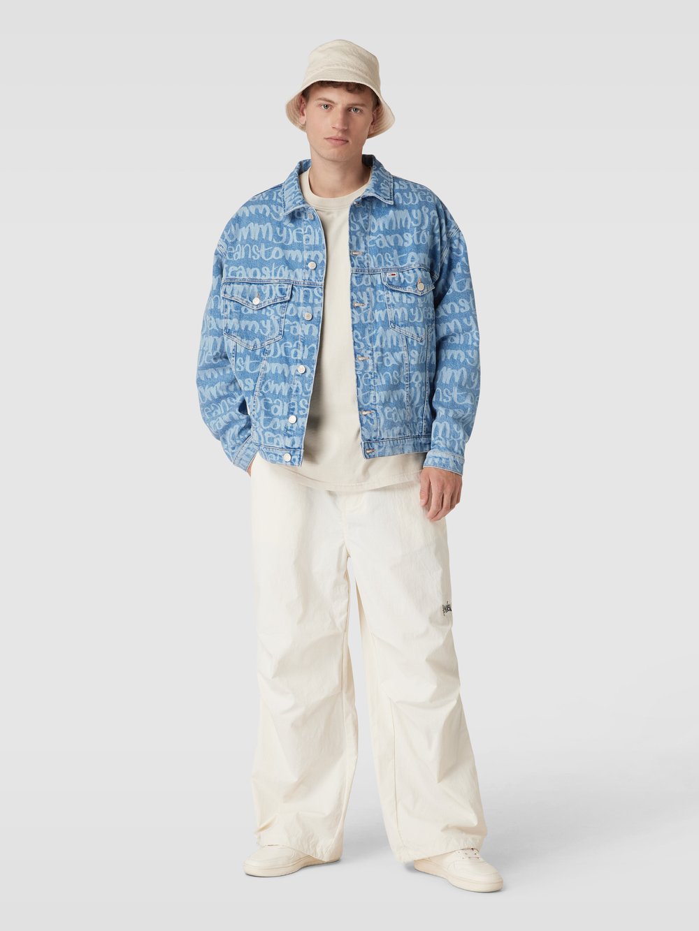 

Джинсовая куртка свободного кроя с этикеткой, модель «AIDEN» Tommy Jeans