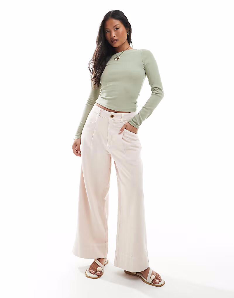 

ASOS DESIGN Petite укороченные широкие брюки розового цвета