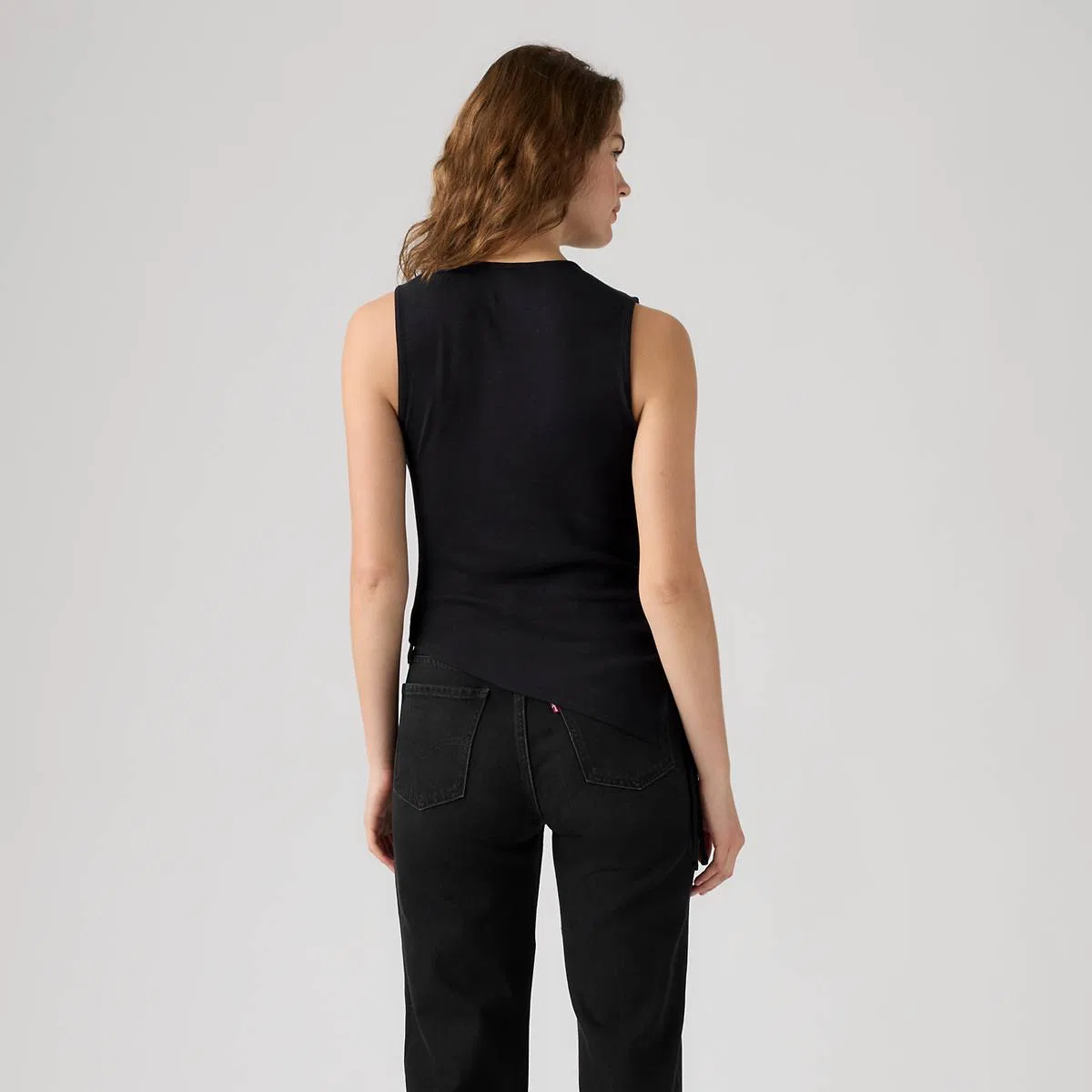 Асимметричный топ без рукавов от Alila Levi's, Anthracite Night - Black — фото 4