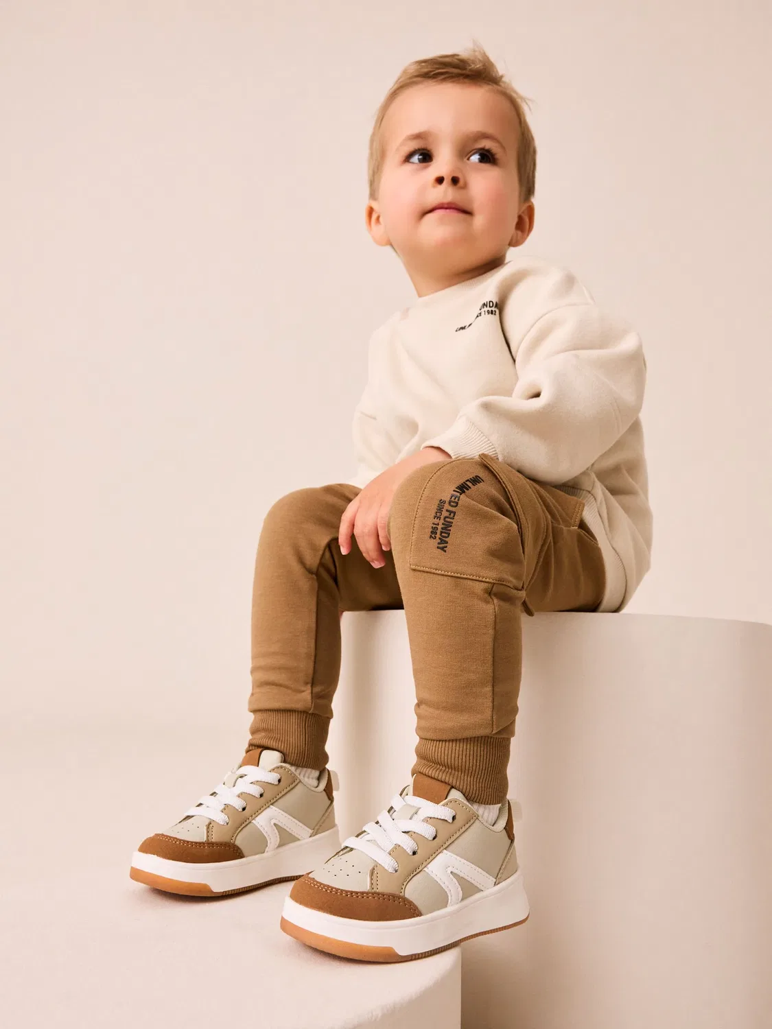 Детский спортивный костюм Utility Sweatshirt и Super Skinny Joggers Set Next, светло-бежевый — фото 3