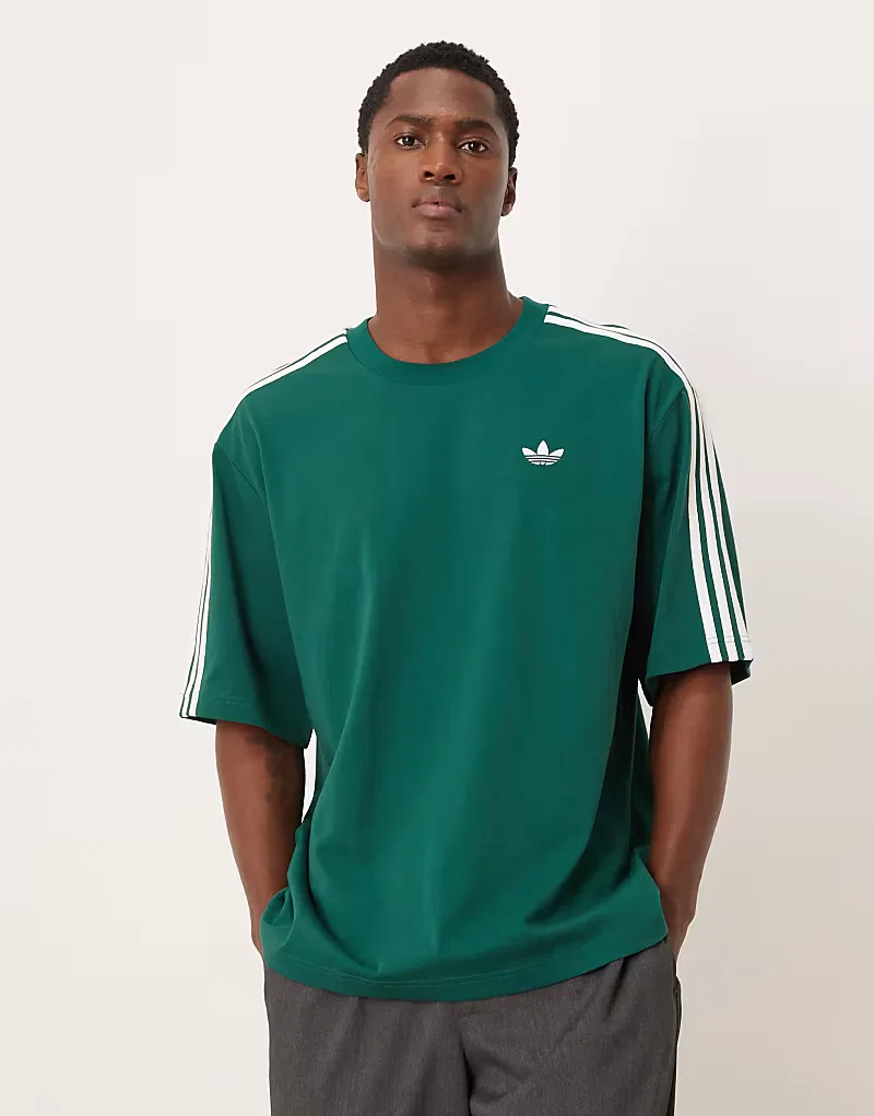 Футболка Adidas Originals оверсайз с тремя полосками, зеленого