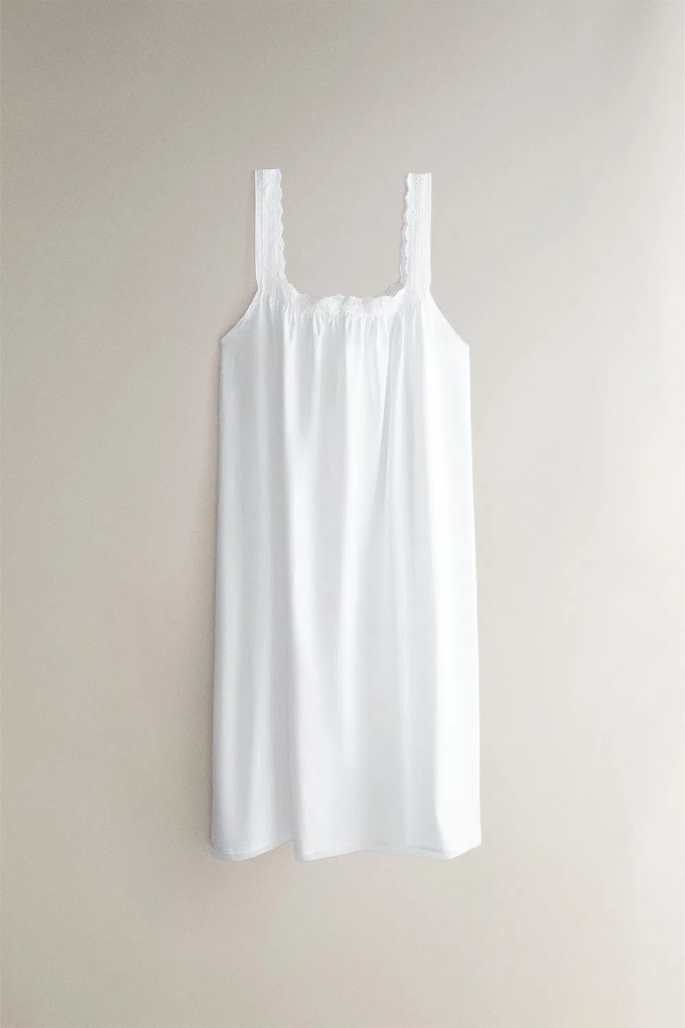 Хлопковая ночная рубашка с кружевной отделкой ZARA, White — фото 4