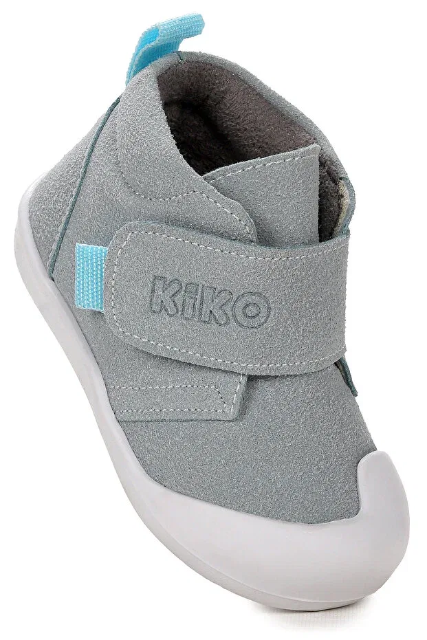 Детские ботинки для мальчиков с липучкой Winnie first step Kiko Kids, Baby Blue
