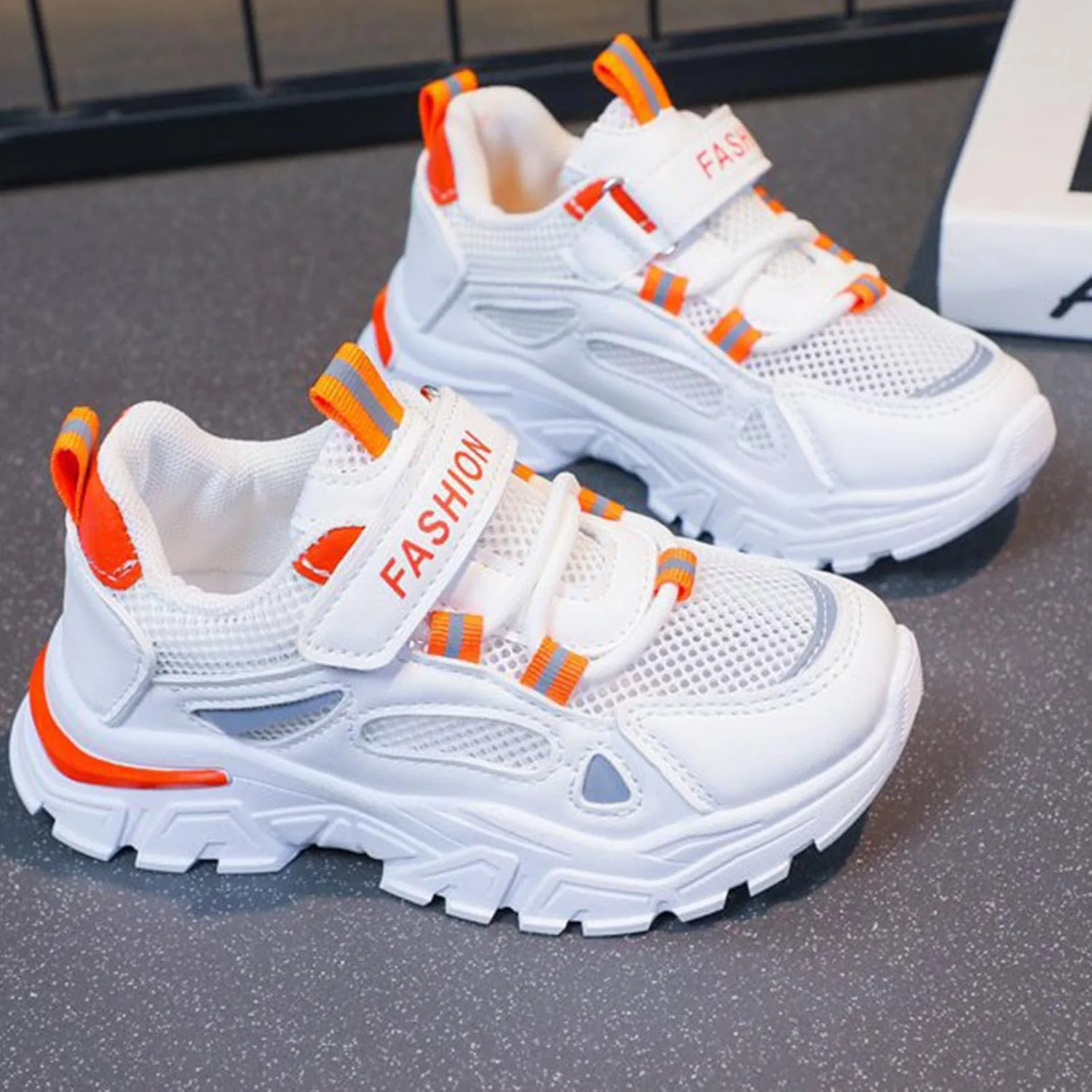 Детские кроссовки для девочек с дышащим верхом, модель Girls Platform Sneakers, Orange — фото 3