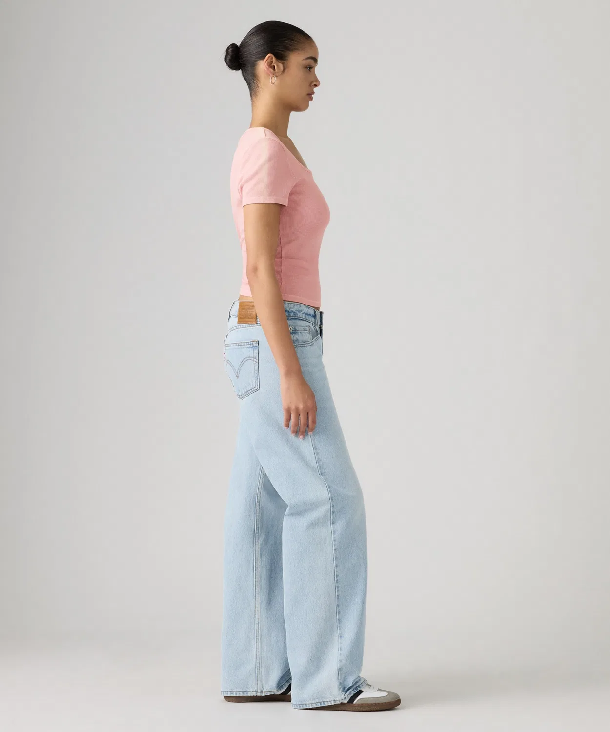 Женские джинсы свободного кроя с низкой посадкой Low Loose Levi's, Light Indigo Blue — фото 3