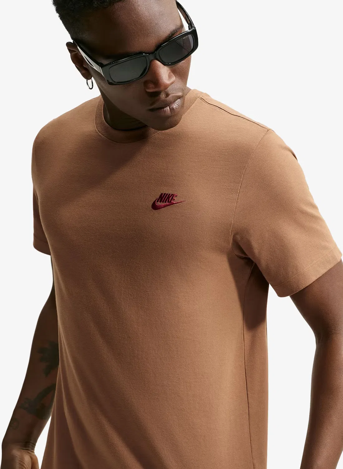 Футболка классического кроя Nsw Club Nike, коричневый — фото 4