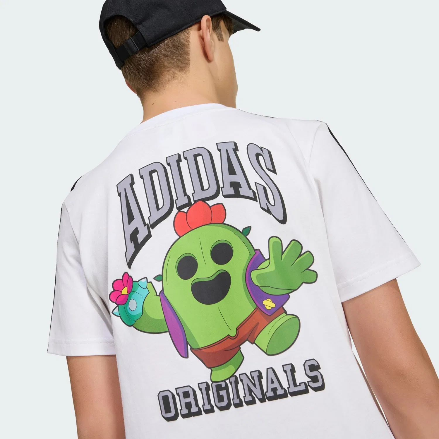 Футболка Adidas Originals белого цвета — фото 4