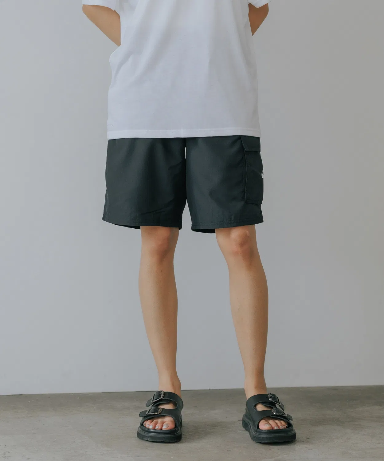 Мужские шорты для плавания с принтом NIKE Ripstop 9 Cargo Volley Shorts, Black — фото 4