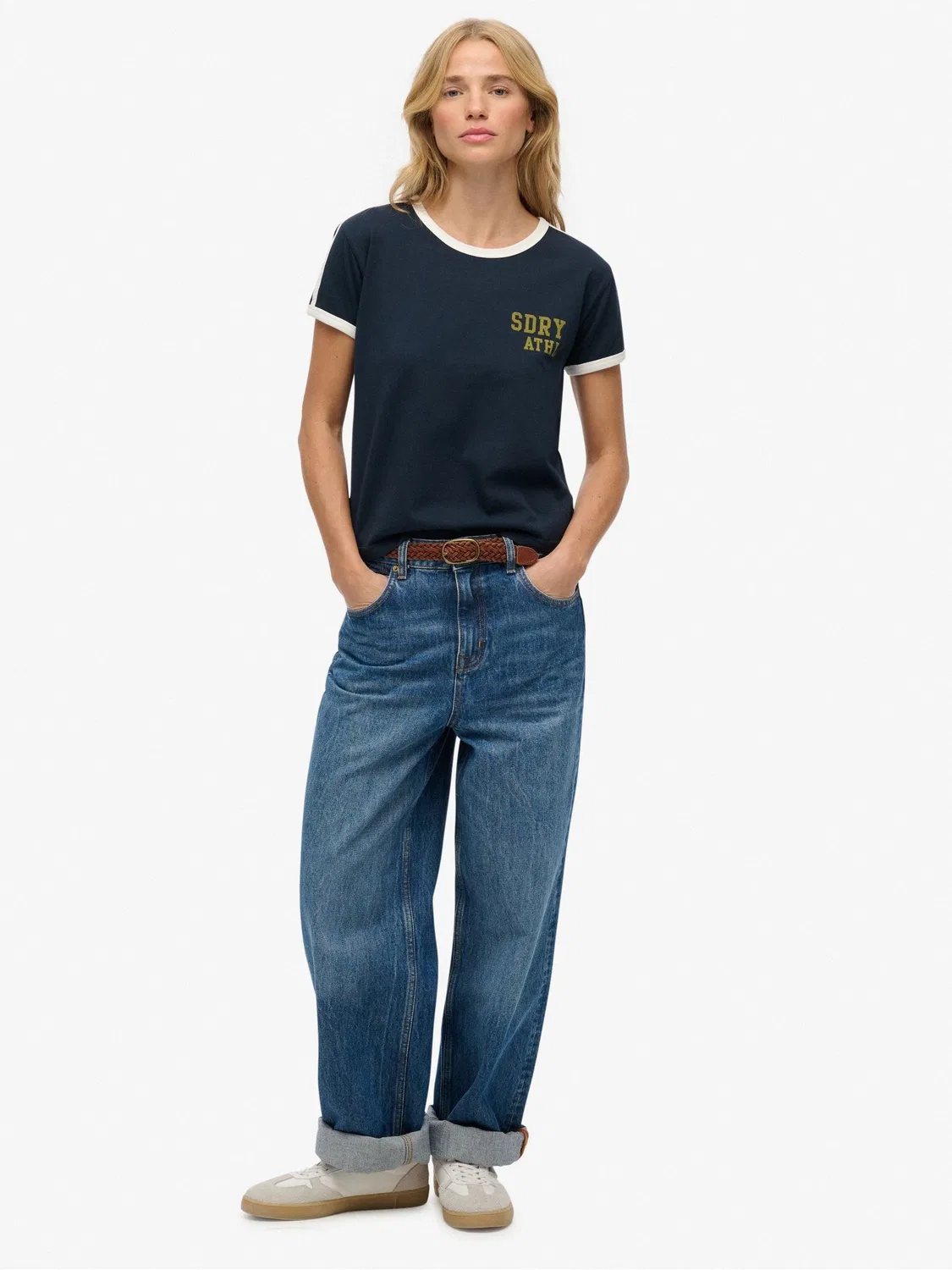 Футболка с контрастными полосами Athletic Essentials Side Stripe Logo Superdry, темно-синий — фото 3