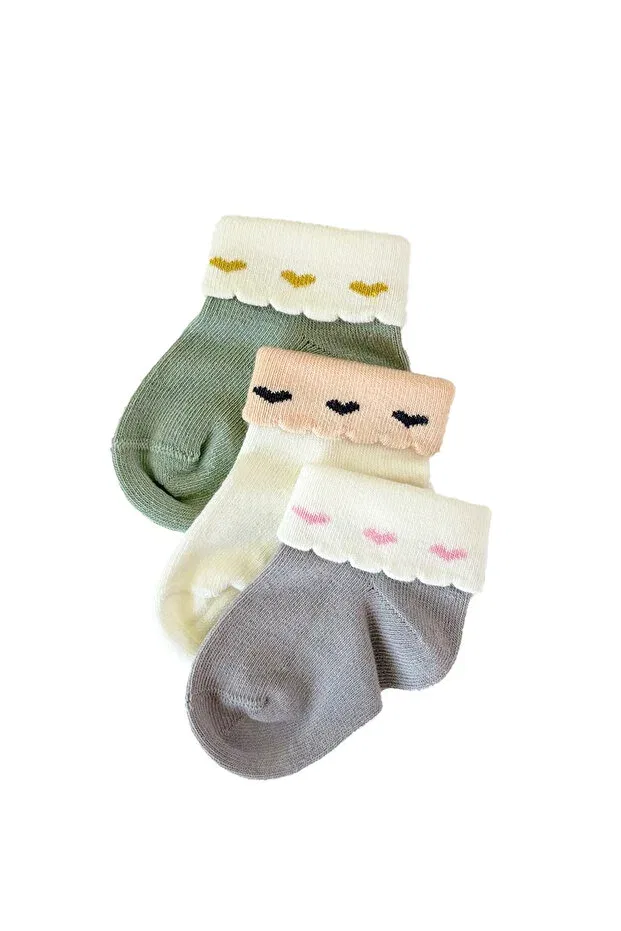 Детский комплект носков для девочек с принтом Organic heart patterned 3-piece baby girl socks set Tubebé Istanbul, Colored