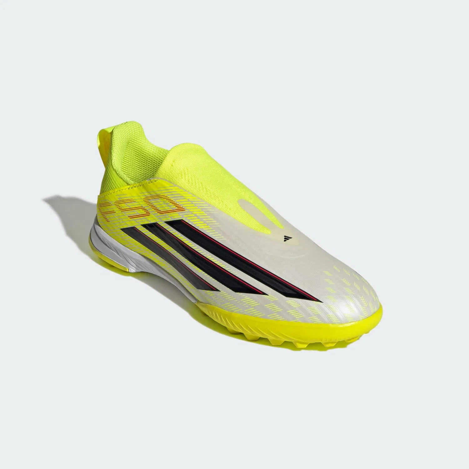 Спортивные кроссовки Adidas Performance F50 League желтого цвета — фото 4