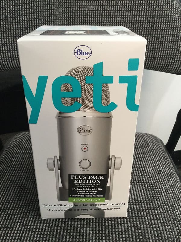 

Микрофон Blue Yeti Studio USB Mic Recording System Pack