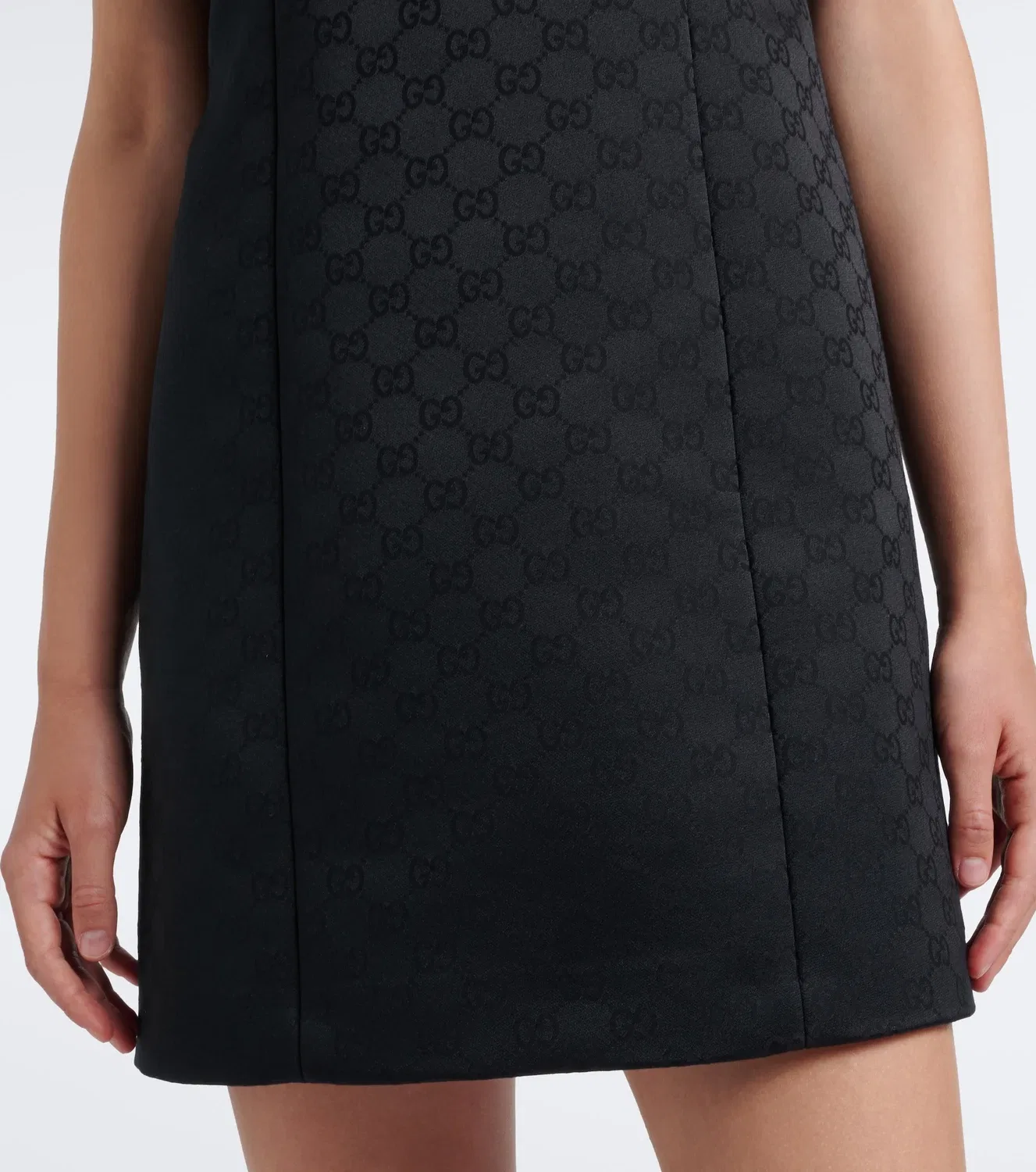 Платье коктейльное мини из жаккарда GG Gucci, черный — фото 4