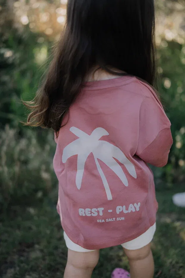 Детская футболка оверсайз с принтом Palm Tree Printed Cotton Oversize T-Shirt Dodo'S Baby, Pink