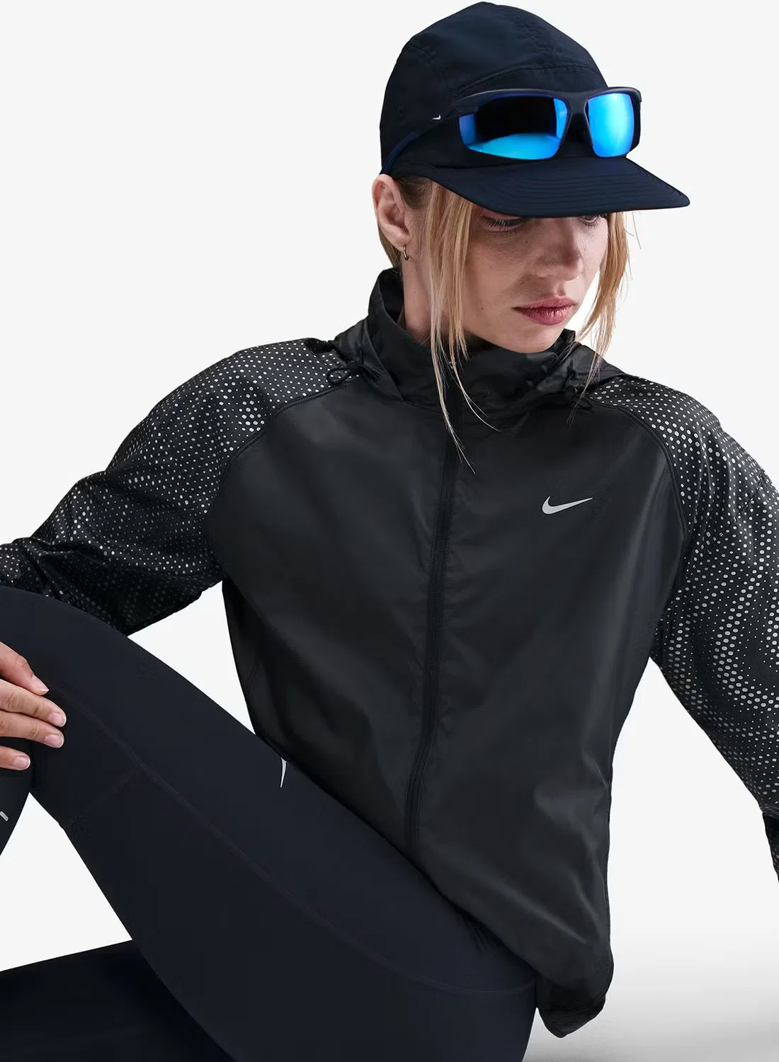 Куртка с защитой от влаги Tempo Repel Flash Nike, черный — фото 4