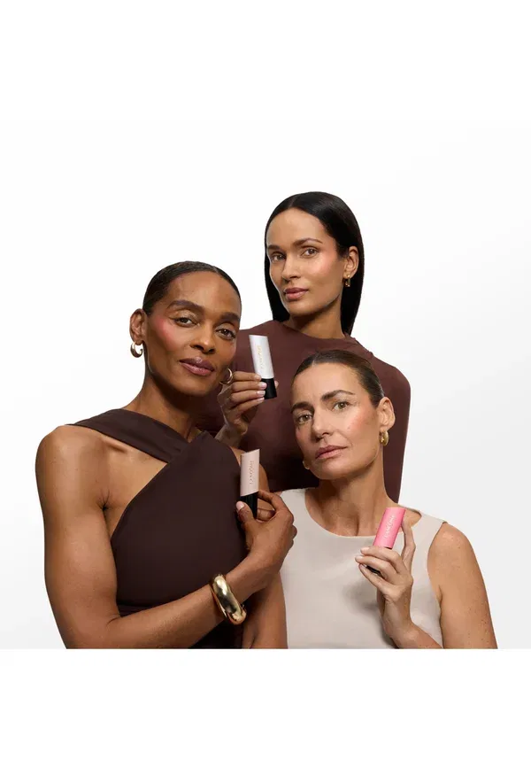 Тональный крем-стик Tein Idole Shaping Foundation Stick - тональный крем 9.2 г Lancome, цвет buff n 007 — фото 3
