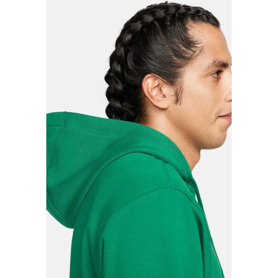 Мужской худи с капюшоном из флиса Sportswear Club Fleece Stacked Graphics Nike, Зеленый — фото 3