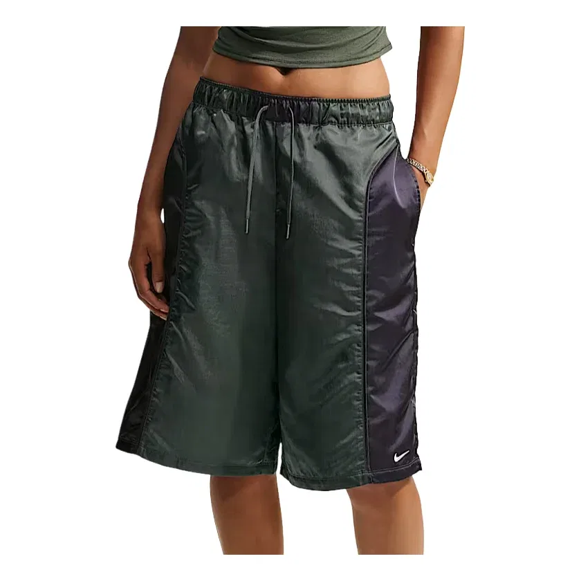 Женские шорты Sportswear Loose Mid-Rise Woven Shorts 'Camo Green Gridiron White' Nike, Camo Green/Gridiron/White
