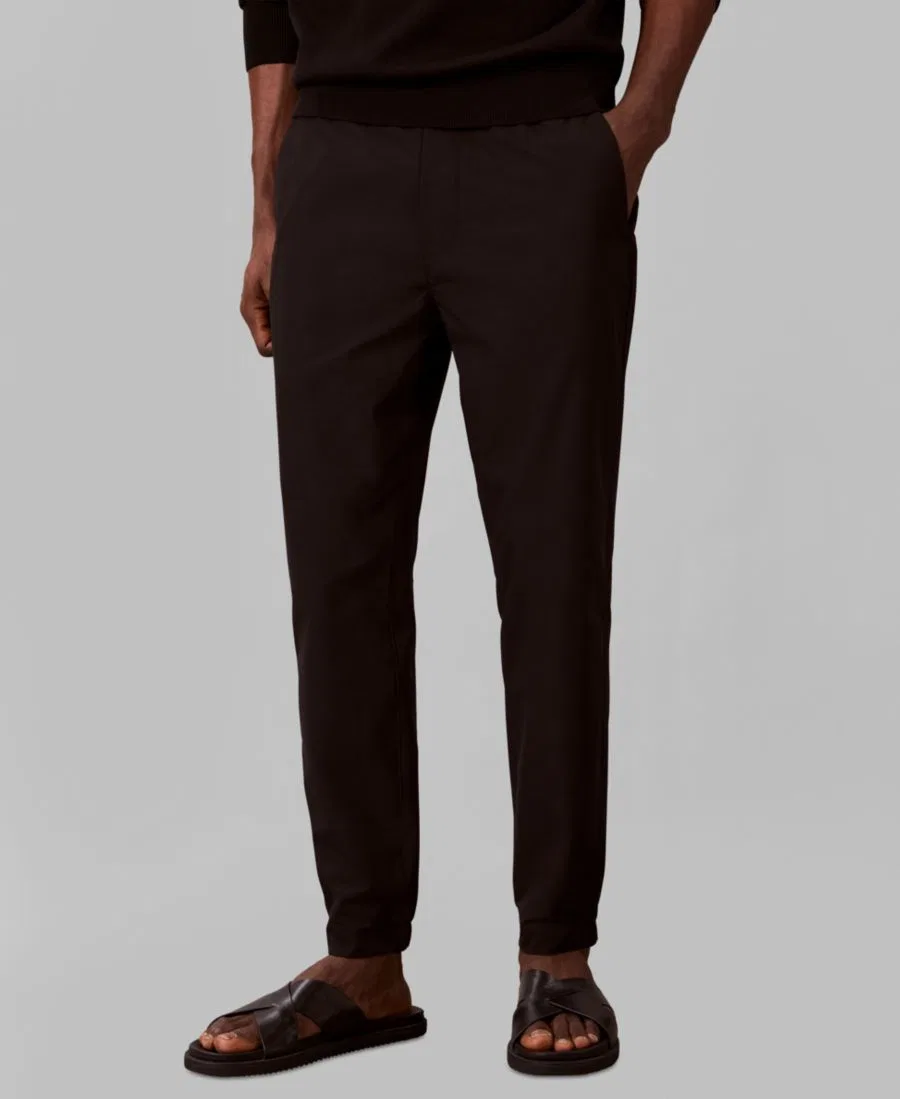Технические брюки с зауженным кроем Calvin Klein, Dark Brown — фото 4