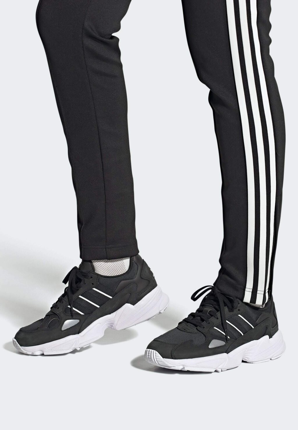 

Низкие кроссовки adidas Originals, core black core black cloud white, Черный, Низкие кроссовки adidas Originals, core black core black cloud white