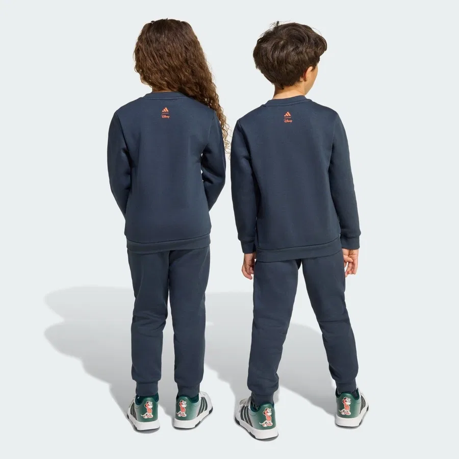 Детский спортивный комплект из джоггеров и свитшота с принтом Mickey Mouse, модель Sportswear JL9202 Disney Mickey Mouse Jogger, adidas, Aurora — фото 2