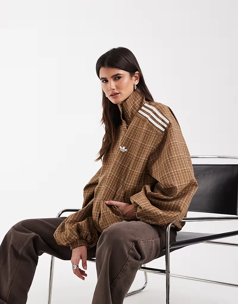 Спортивная куртка Adidas Originals в клетку, коричневый, эксклюзивно представлена на ASOS