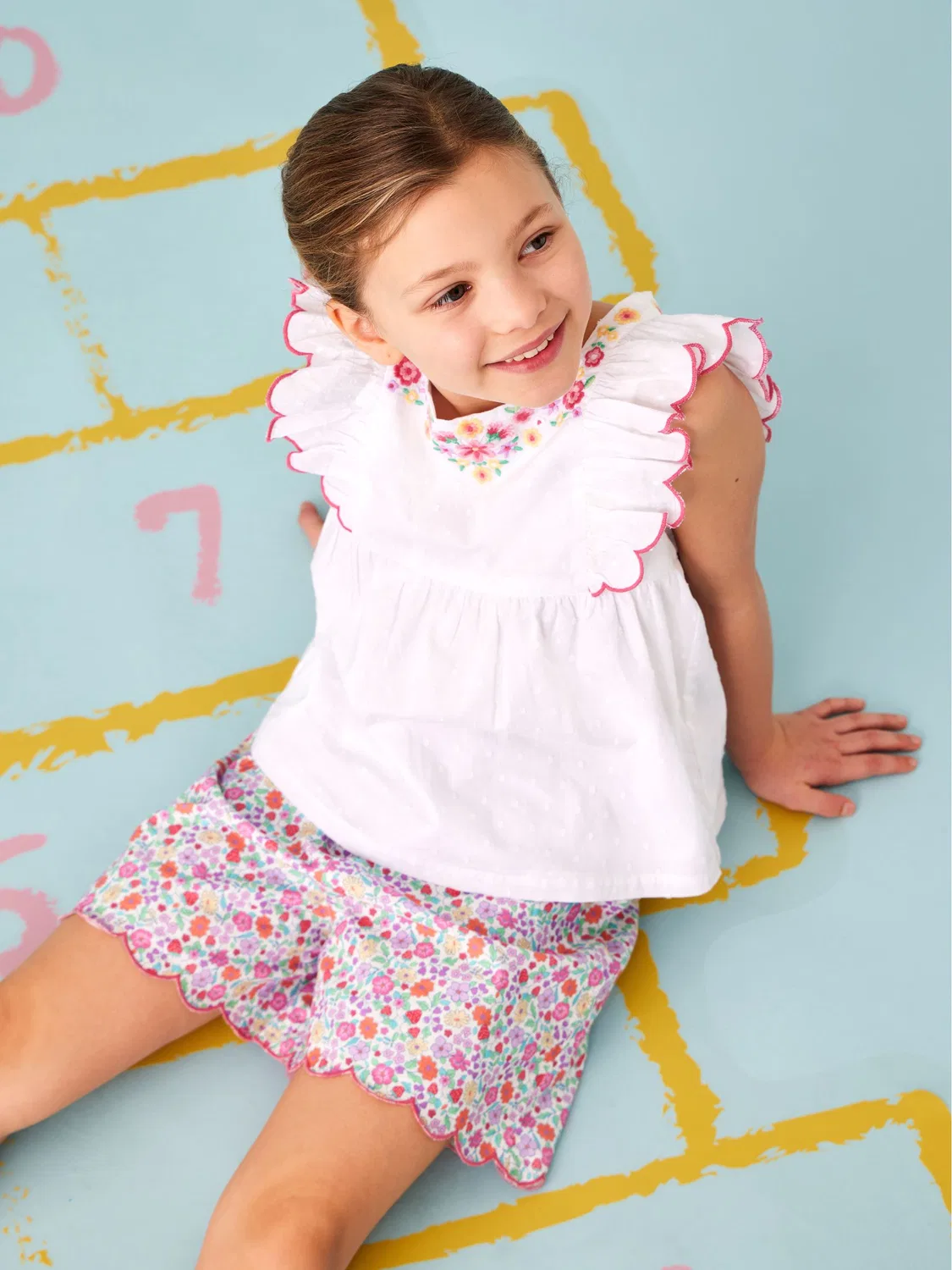 Комплект из топа и шорт с вышивкой, JoJo Maman Bébé, White Strawberry Floral