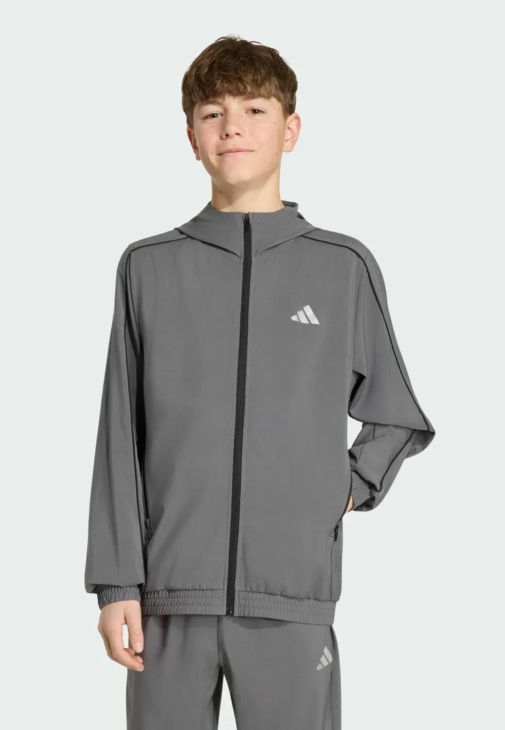 Спортивная куртка в стиле Tech Apparel, унисекс, для тренировок Adidas Sportswear, Grey Five Grey Five Reflective Silver