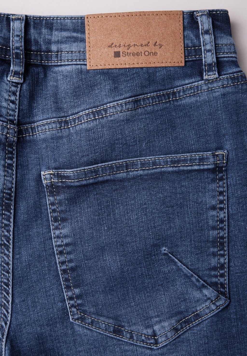 

Джинсы прямого кроя WIDE Street One, синий