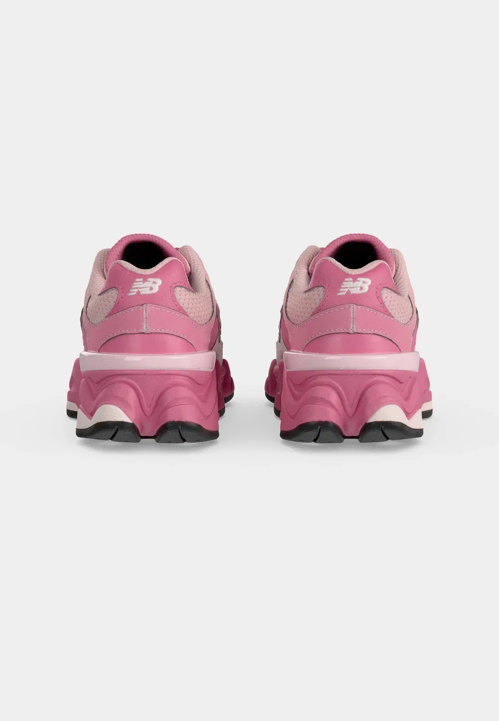 9060 унисекс - кроссовки New Balance, Pink Salt/Pink Eraser — фото 4