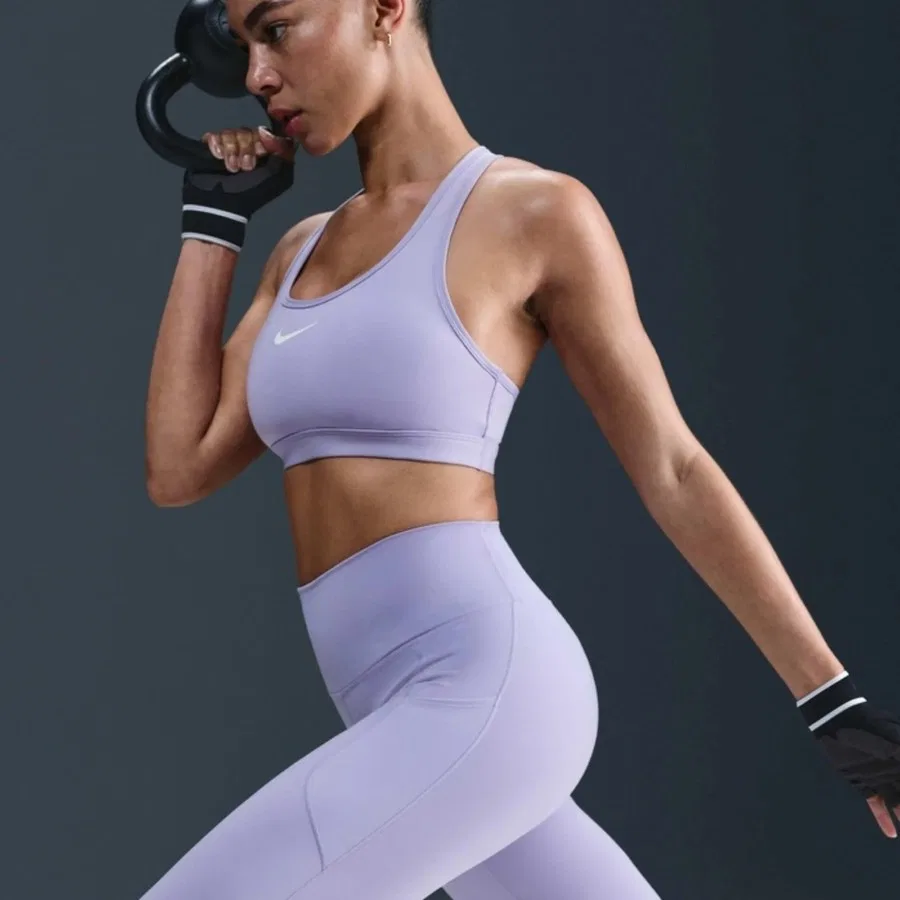 Женские леггинсы для тренировок с высокой посадкой и карманами Nike One Dri-FIT 7/8, Lilac Ice / Black — фото 2