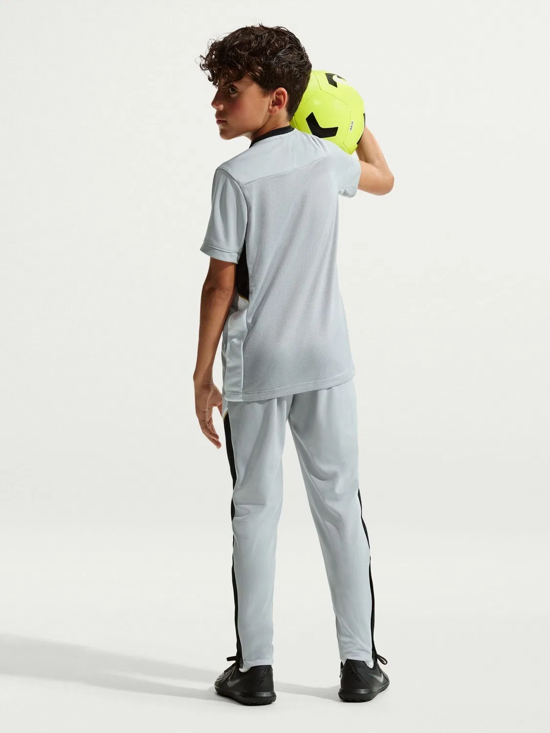 Футболка футбольная Nike Academy 25 Dri-FIT, черный/серый — фото 2