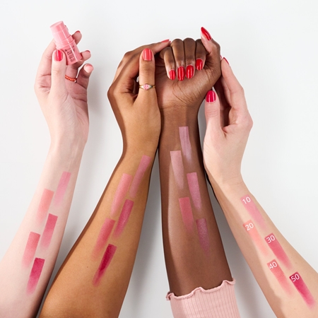 Румяна essence BABY GOT BLUSH, 50 Cherry cherry baby 5,5 g — фото 4