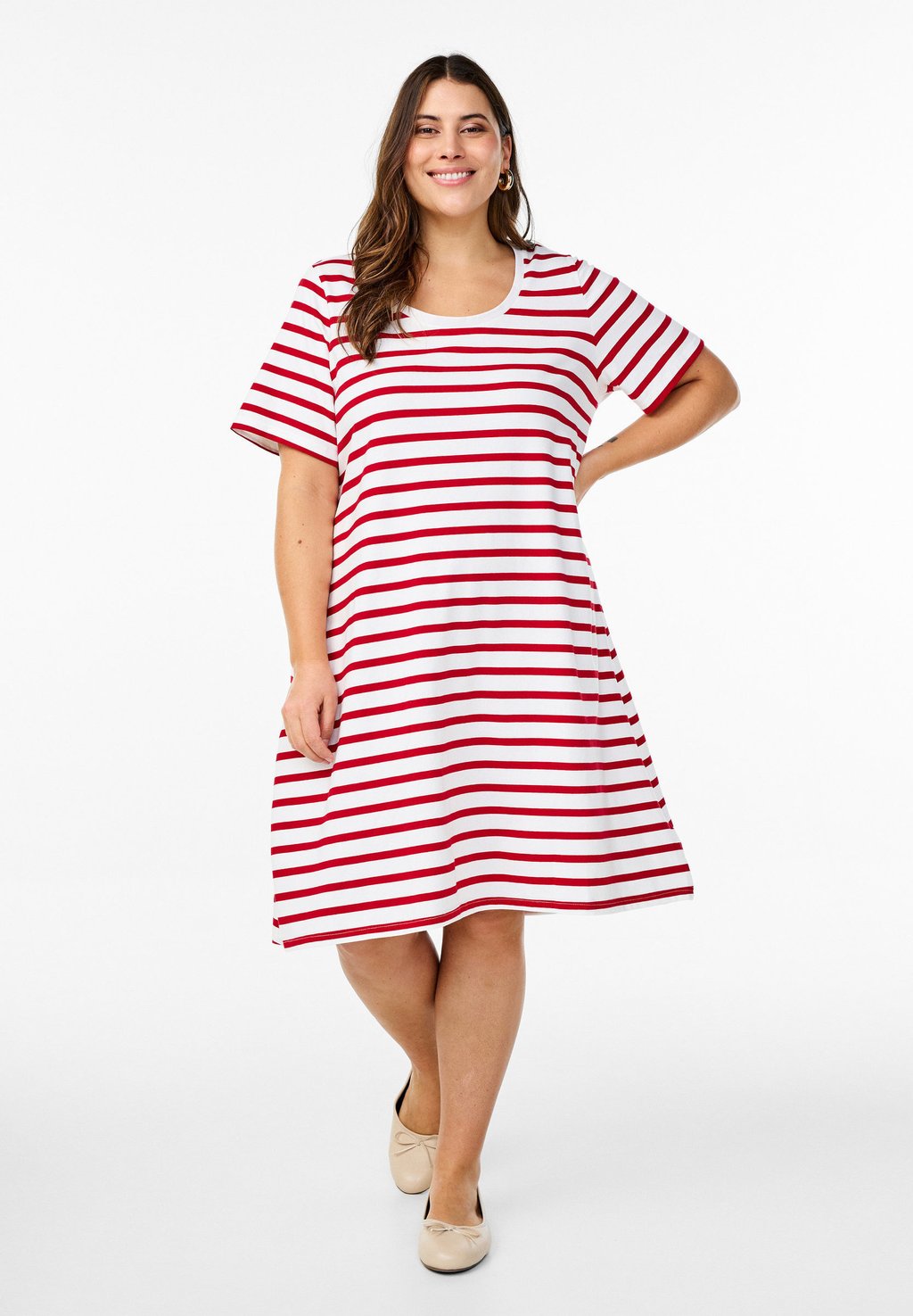 

Платье из джерси STRIPED WITH SHORT SLEEVES Zizzi, красный
