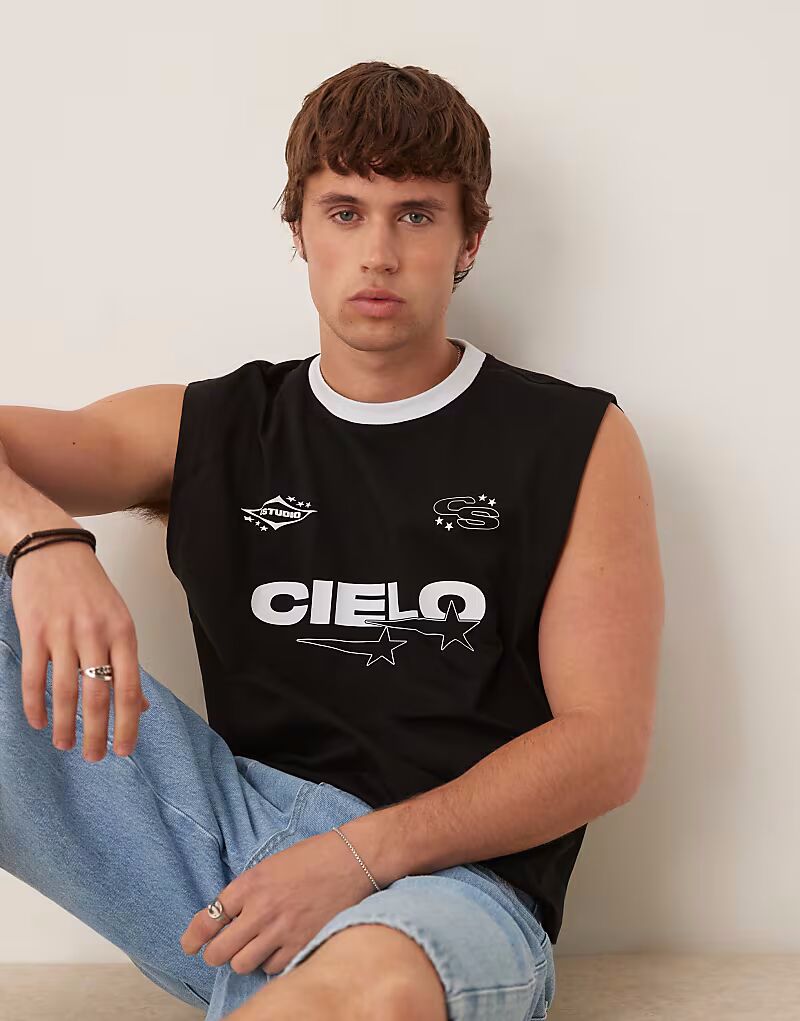 

Майка ASOS DESIGN большого размера с принтом черного цвета