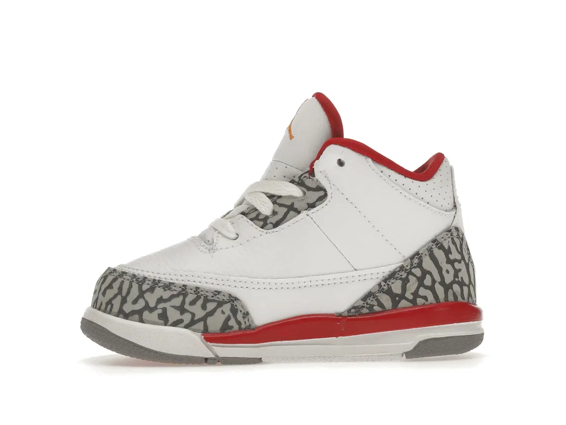 Детские кроссовки с принтом Jordan 3 Retro Jordan, White/Light Curry/Cardinal Red/Cement Grey — фото 3