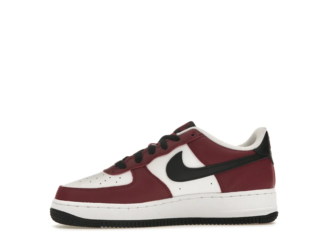 Детские кроссовки Lifestyle с длинным шнурком Nike Air Force 1 Low LV8, Team Red / Black White — фото 3