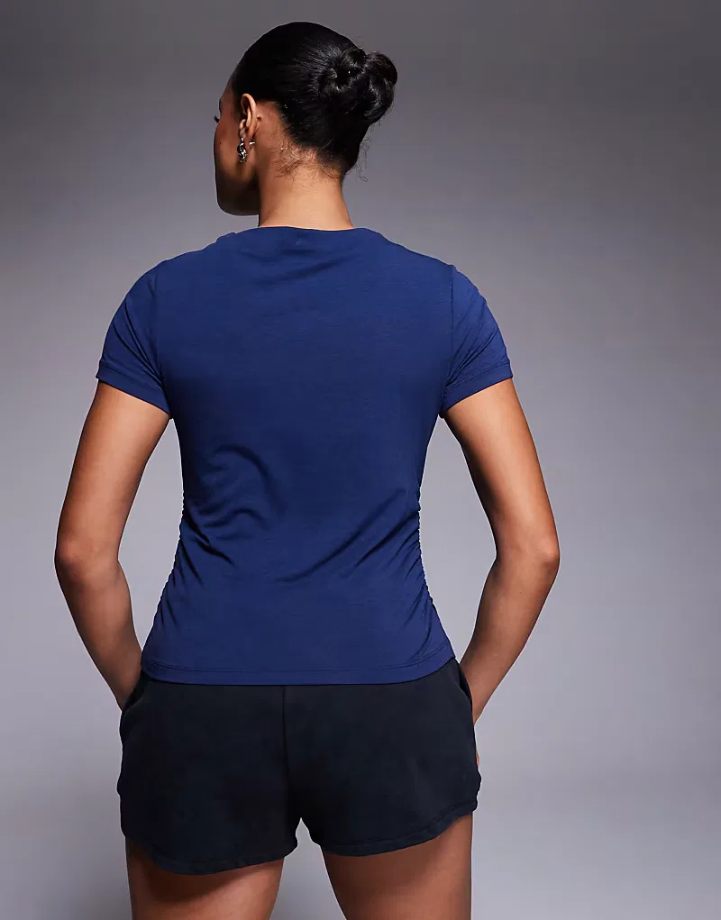 Футболка Nike Chill с высоким воротником, темно-синяя — фото 4