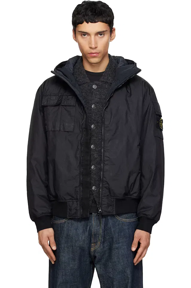 Черная куртка Stone Island