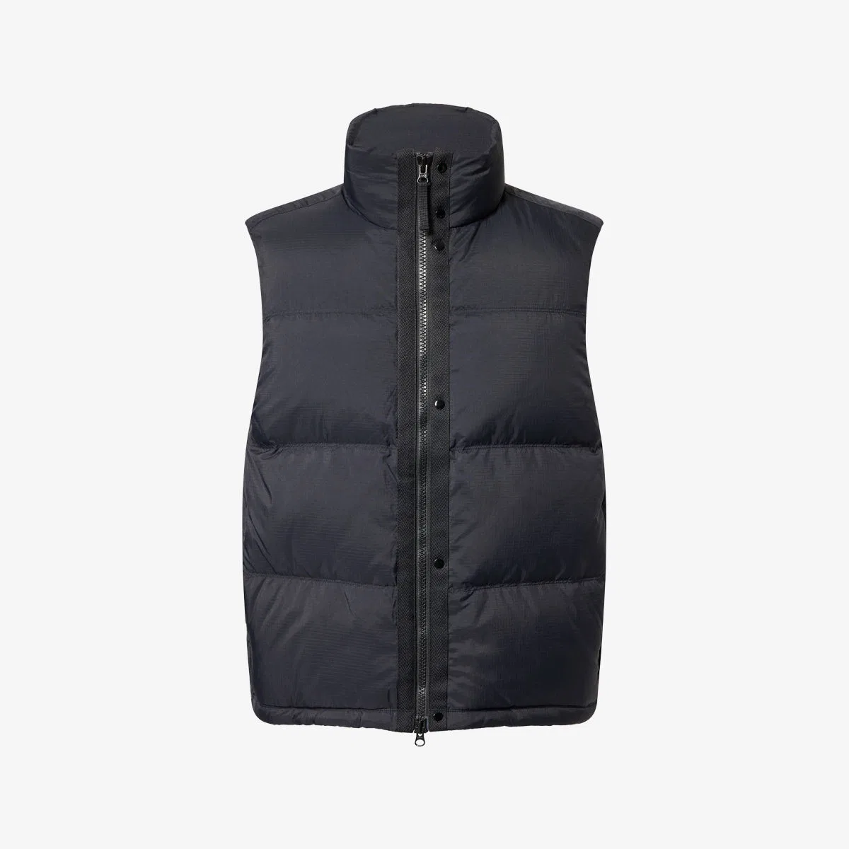 Жилет из рипстоп-кордуры с нейлоновым наполнителем и пухом Stone Island, черный