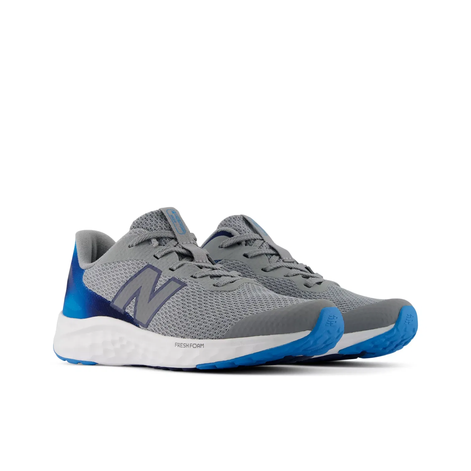 Детские кроссовки для мальчиков с дышащим верхом Fresh Foam Arishi v4 Lace New Balance, Slate Grey With Altitude And Nb Navy — фото 2