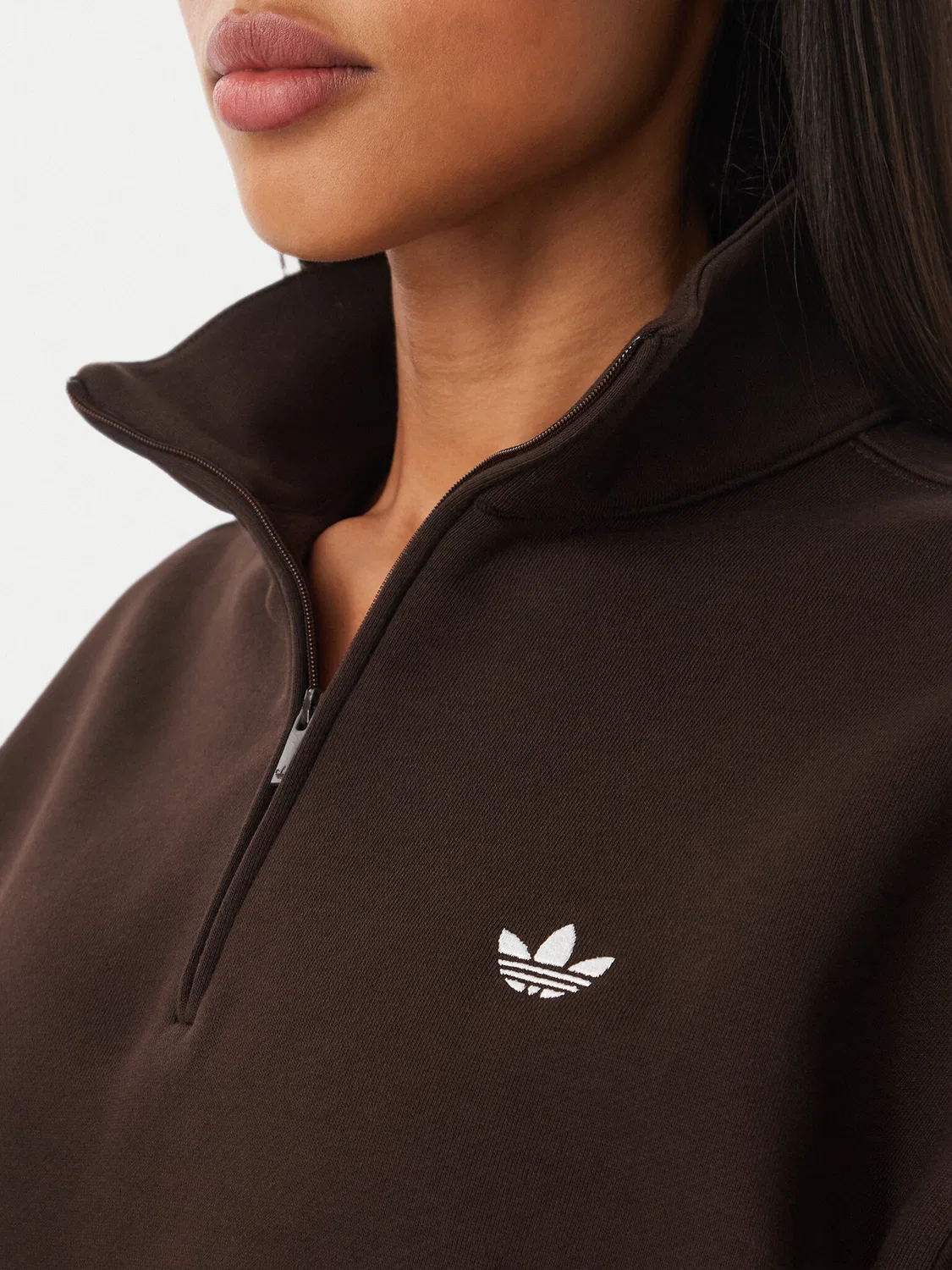 Женская толстовка стандартного кроя Ess Adidas, темно-коричневый — фото 4