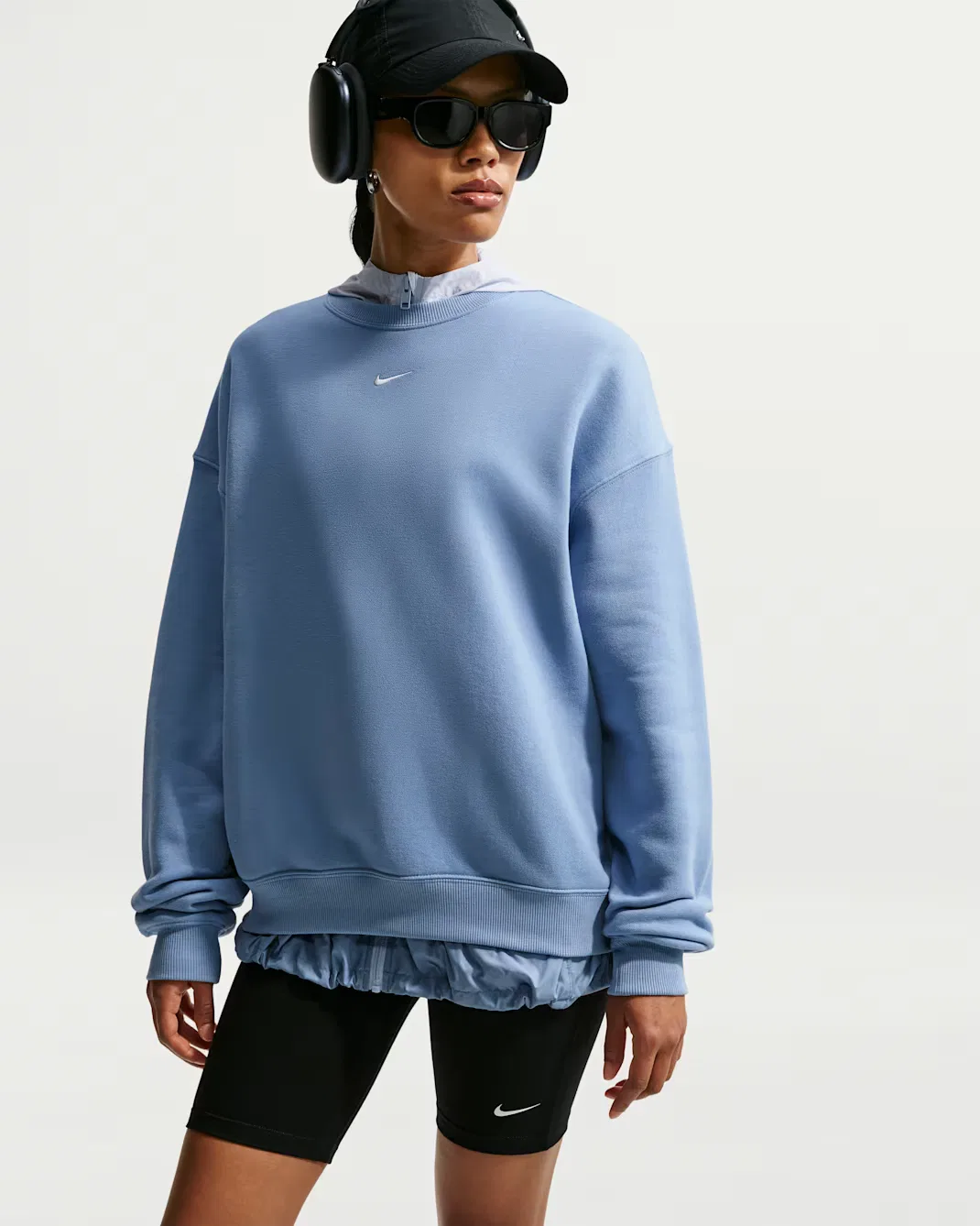 Женская толстовка оверсайз с круглым вырезом Nike Studio Fleece Medium Weight, Work Blue/Sail — фото 3