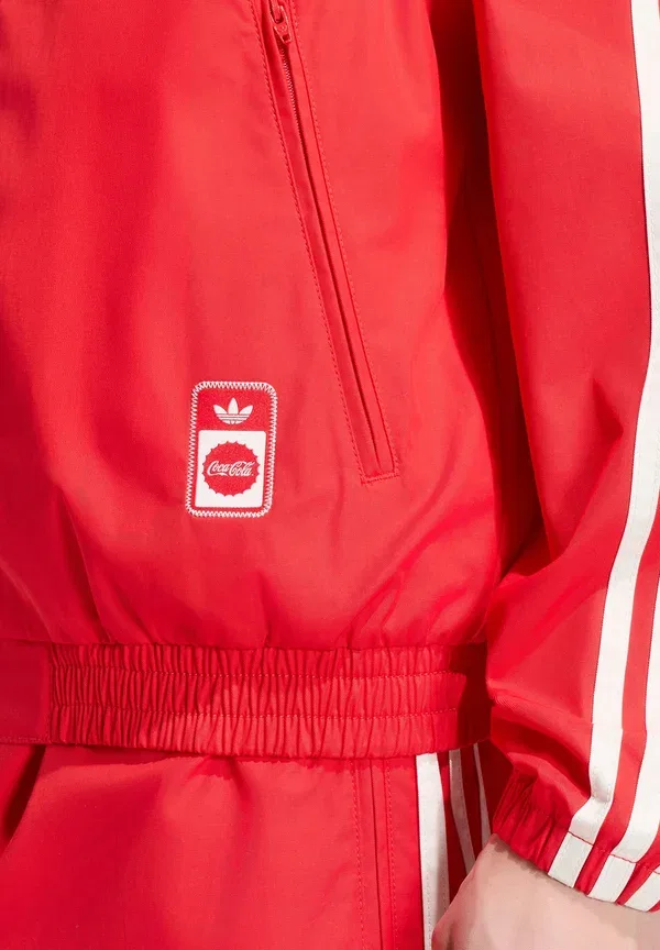 Спортивная куртка Coca-cola Classic Sport Firebird - легкая куртка Adidas Originals, ярко-красный — фото 3