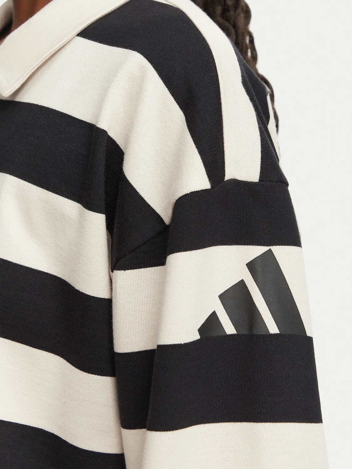 Женская толстовка стандартного кроя Essentials Contemporary French Terry Longsleeve Adidas, черный — фото 3