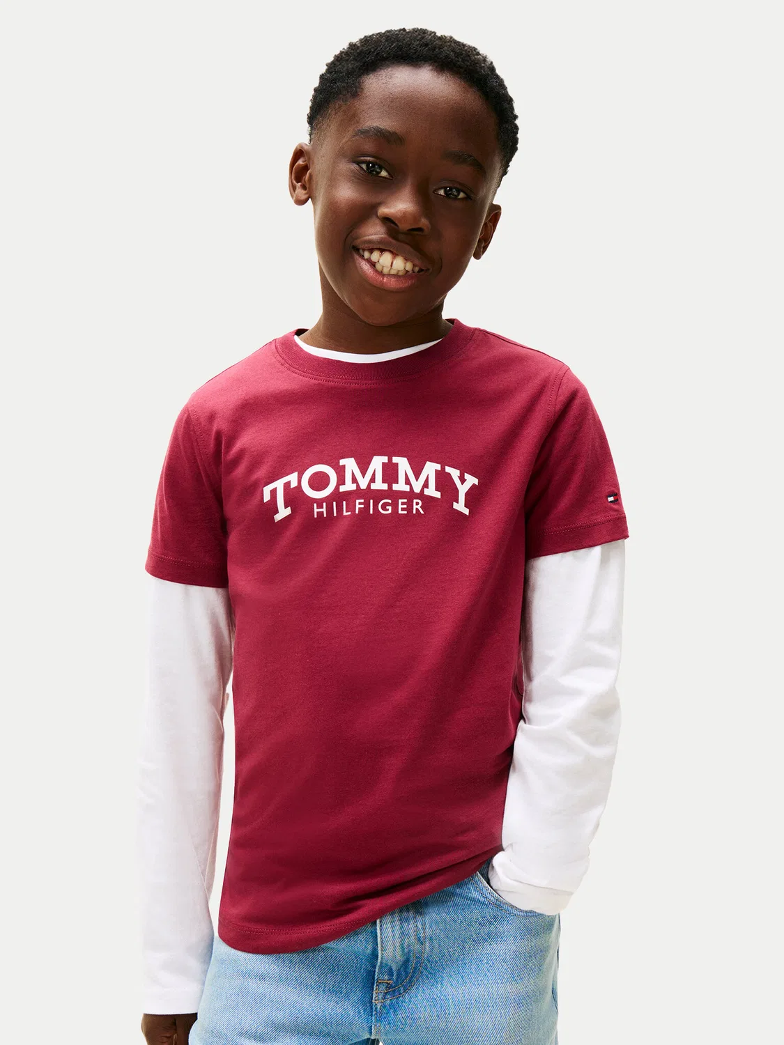 Футболка стандартного кроя для мальчика Monotype Print Tommy Hilfiger, красный