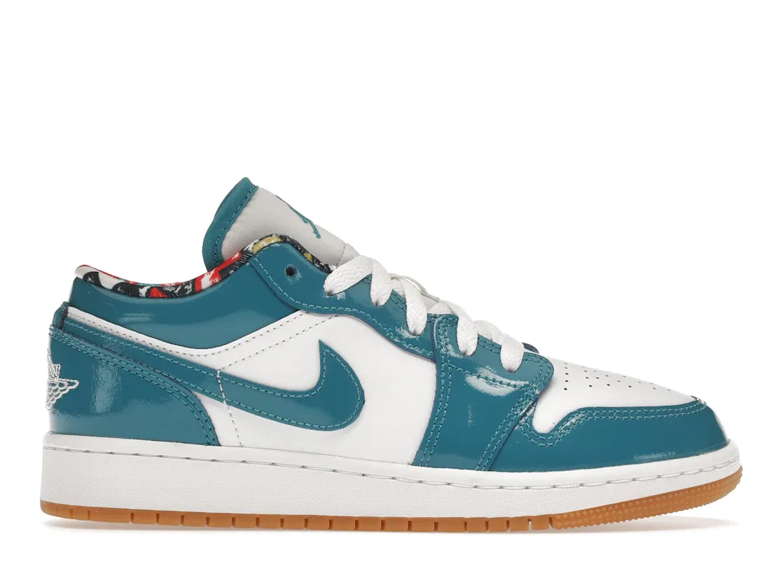 Детские кроссовки Lifestyle Jordan 1 Low, Cyber Teal White Gum